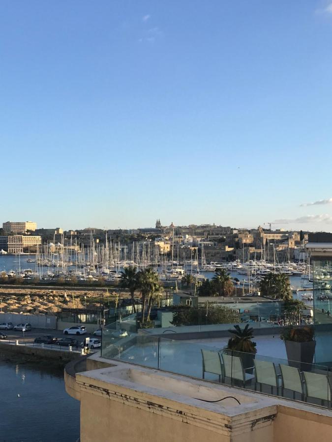 Point - Sir William Reid Daire Gzira Dış mekan fotoğraf