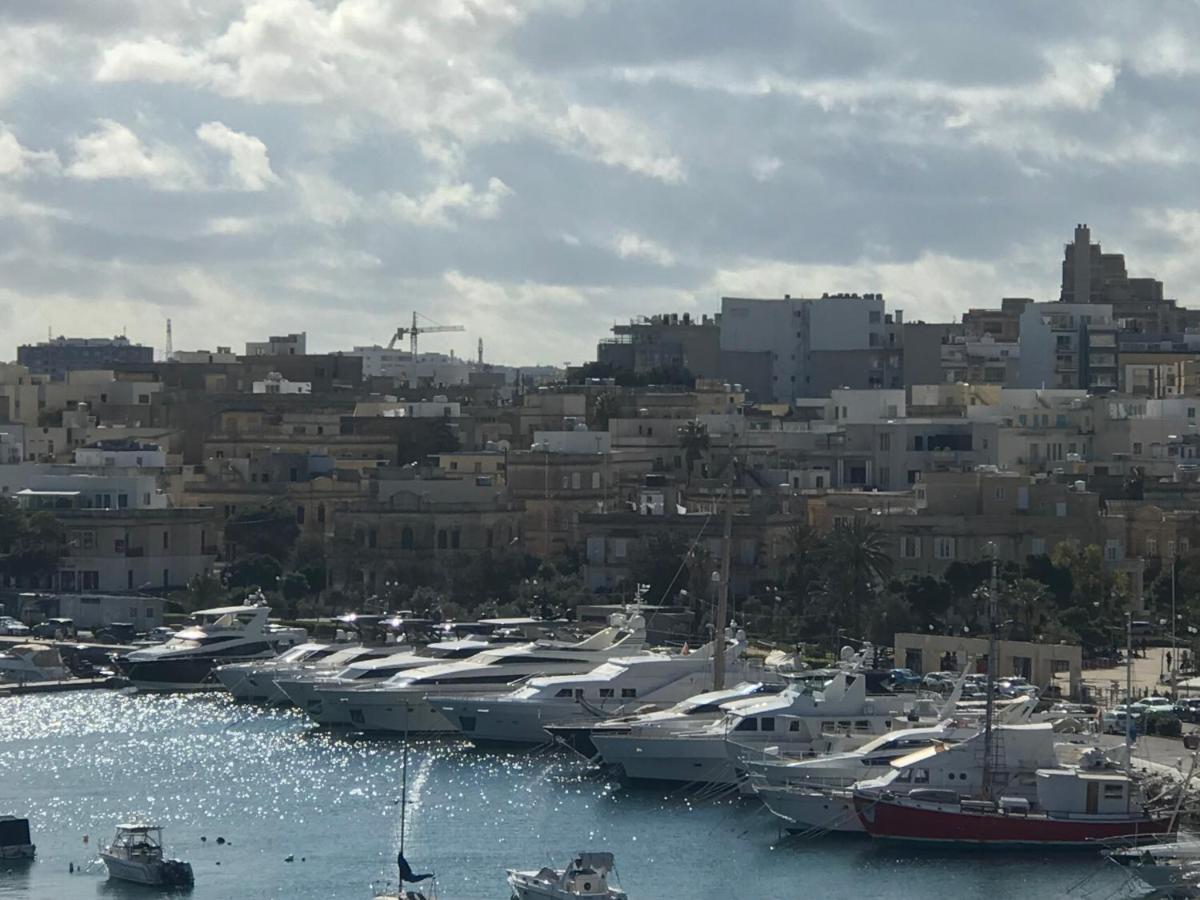 Point - Sir William Reid Daire Gzira Dış mekan fotoğraf